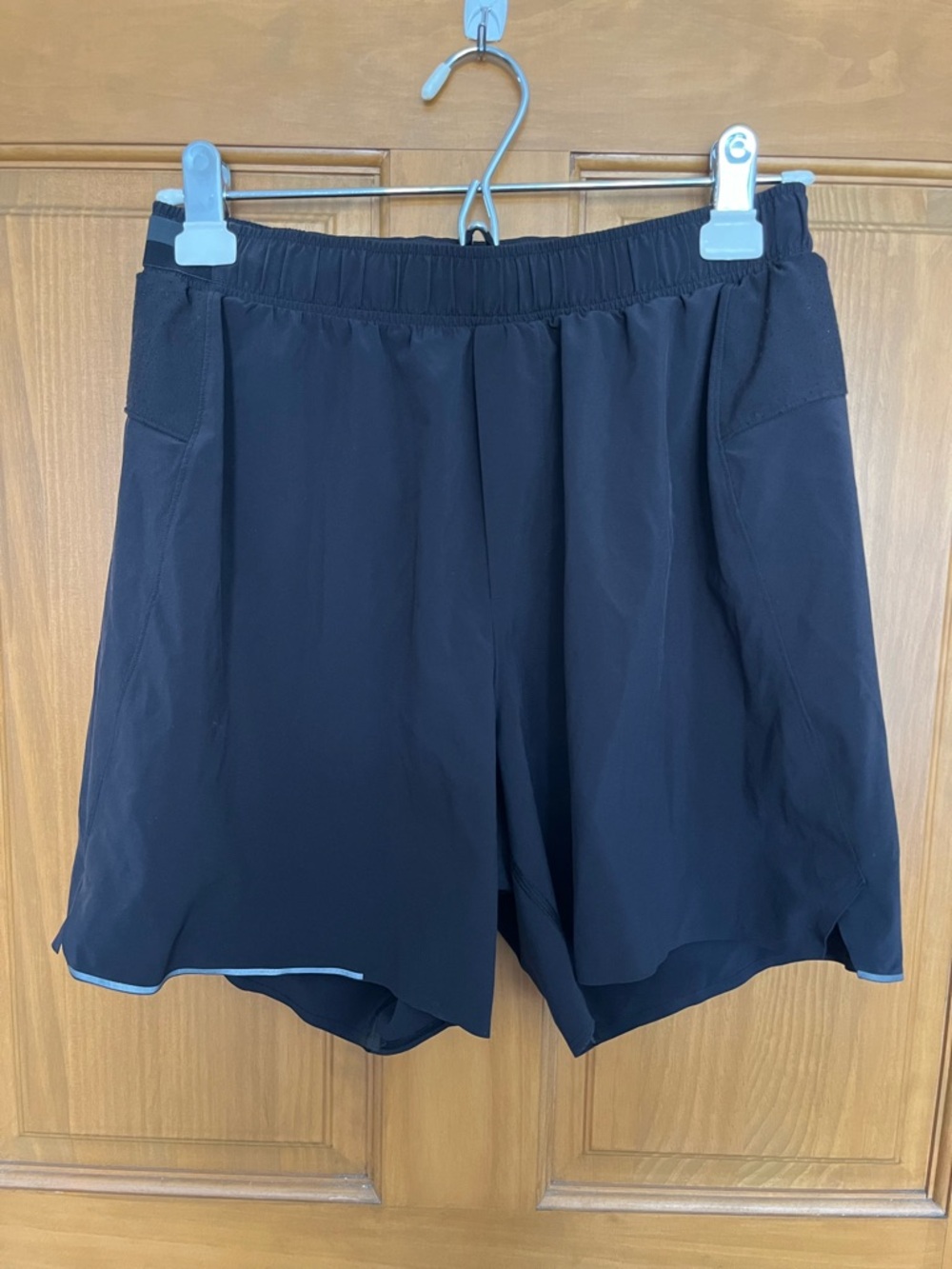 Lululemon Men’s Black Athletic Shorts 6” inseam